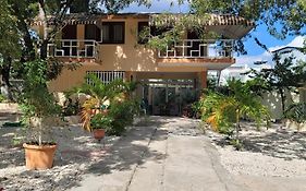 Casita De Las Flores